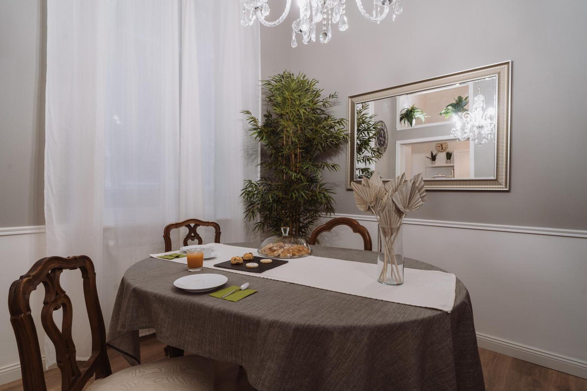 Rooms Genova Dei Rolli Экстерьер фото